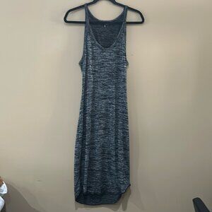 Aritzia Wilfred free dress size Medium